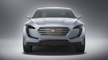Вид спереди на новый Subaru Viziv Concept на сером фоне